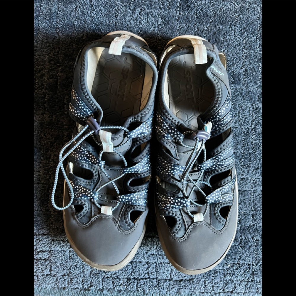 Women’s blue sneaker sandals.